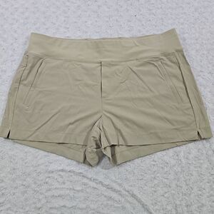 Athleta Trekkie North Hiking short women's size 22 Tan Khaki Travel Vacation